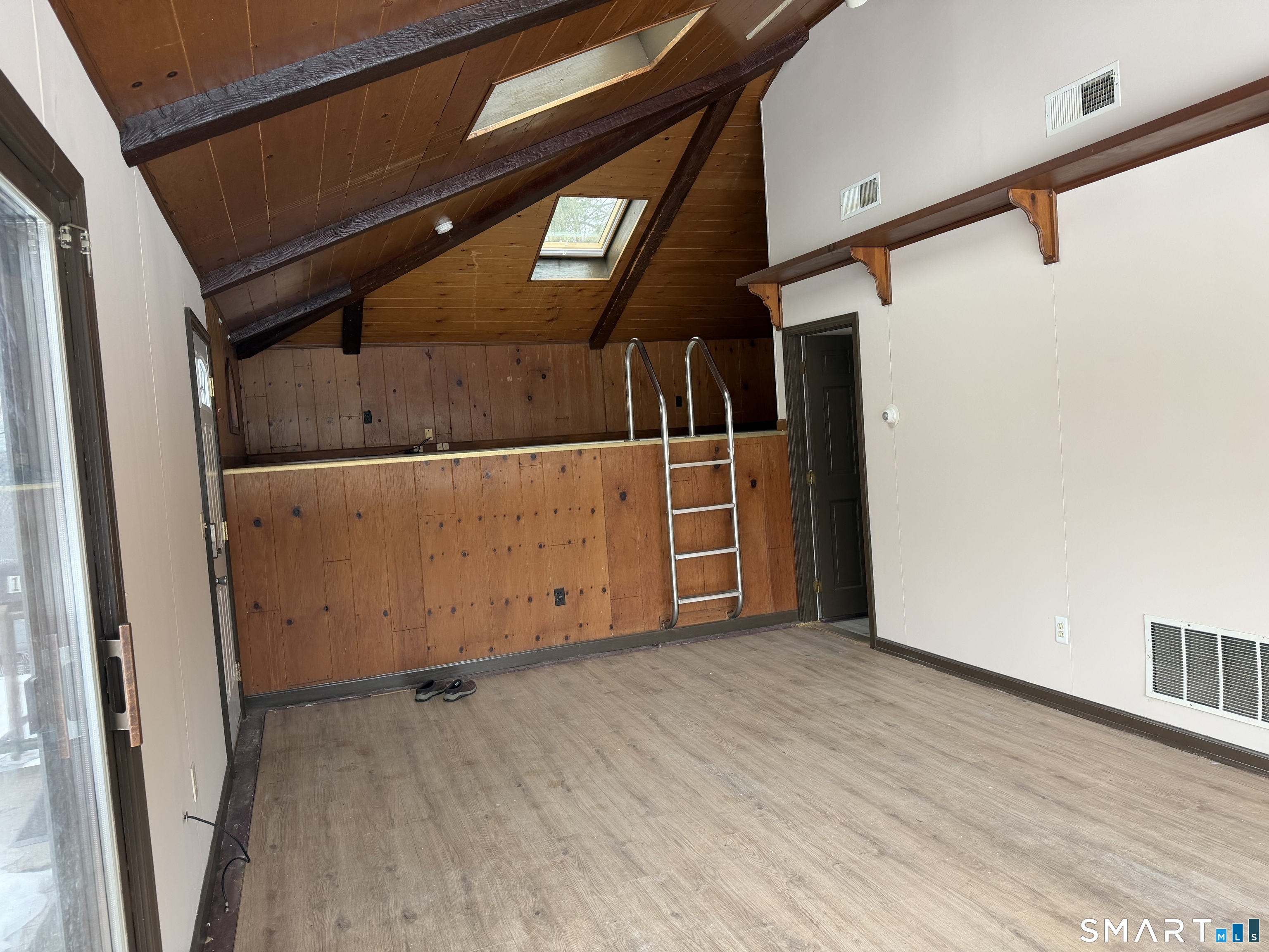 8 Reichelt Terrace Ansonia, CT 06401 - Photo 31 of 32