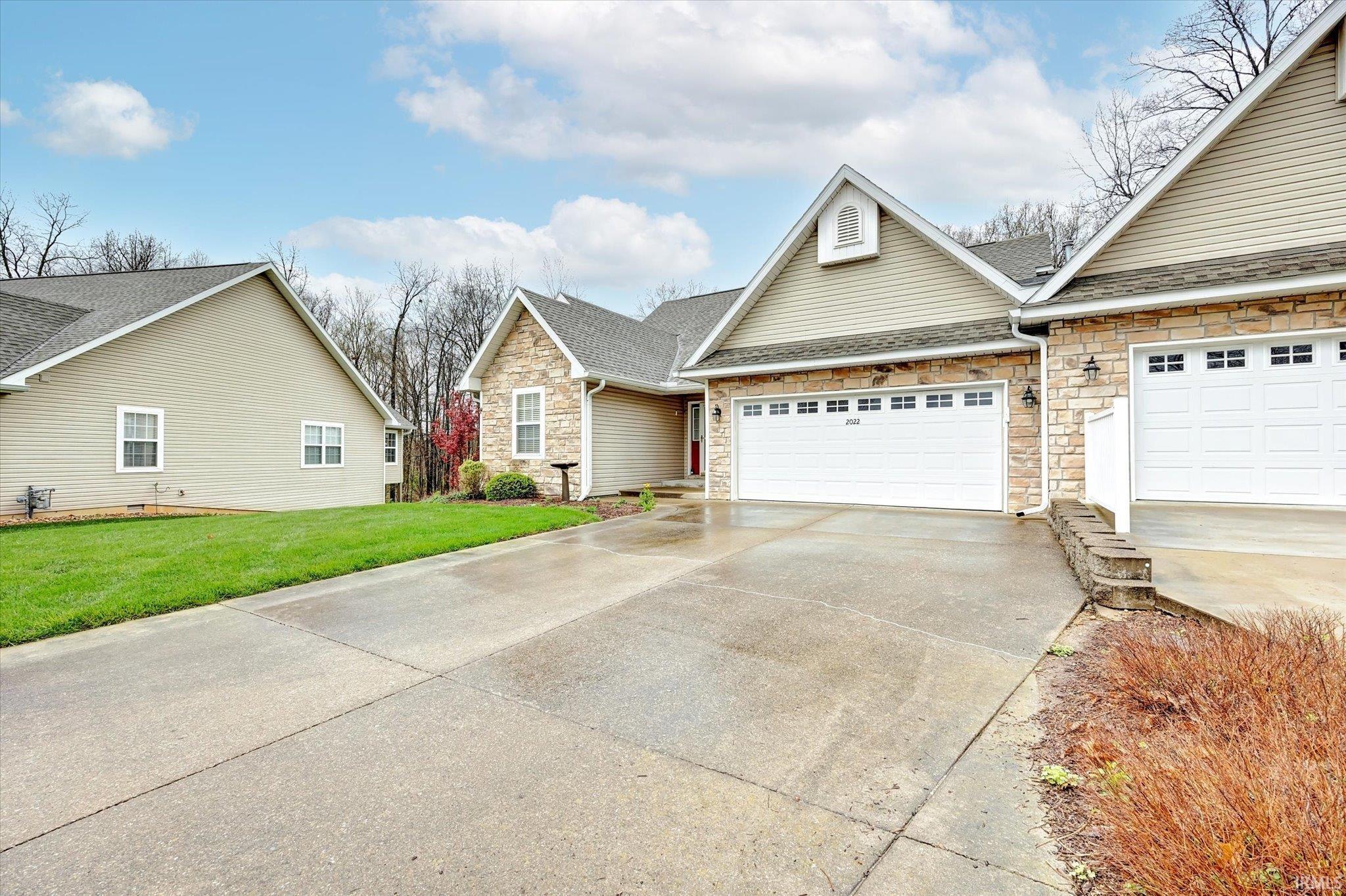 2022 West Arbor Ridge Way Bloomington, IN 47403 - Photo 1 of 36 Gallery Image 1