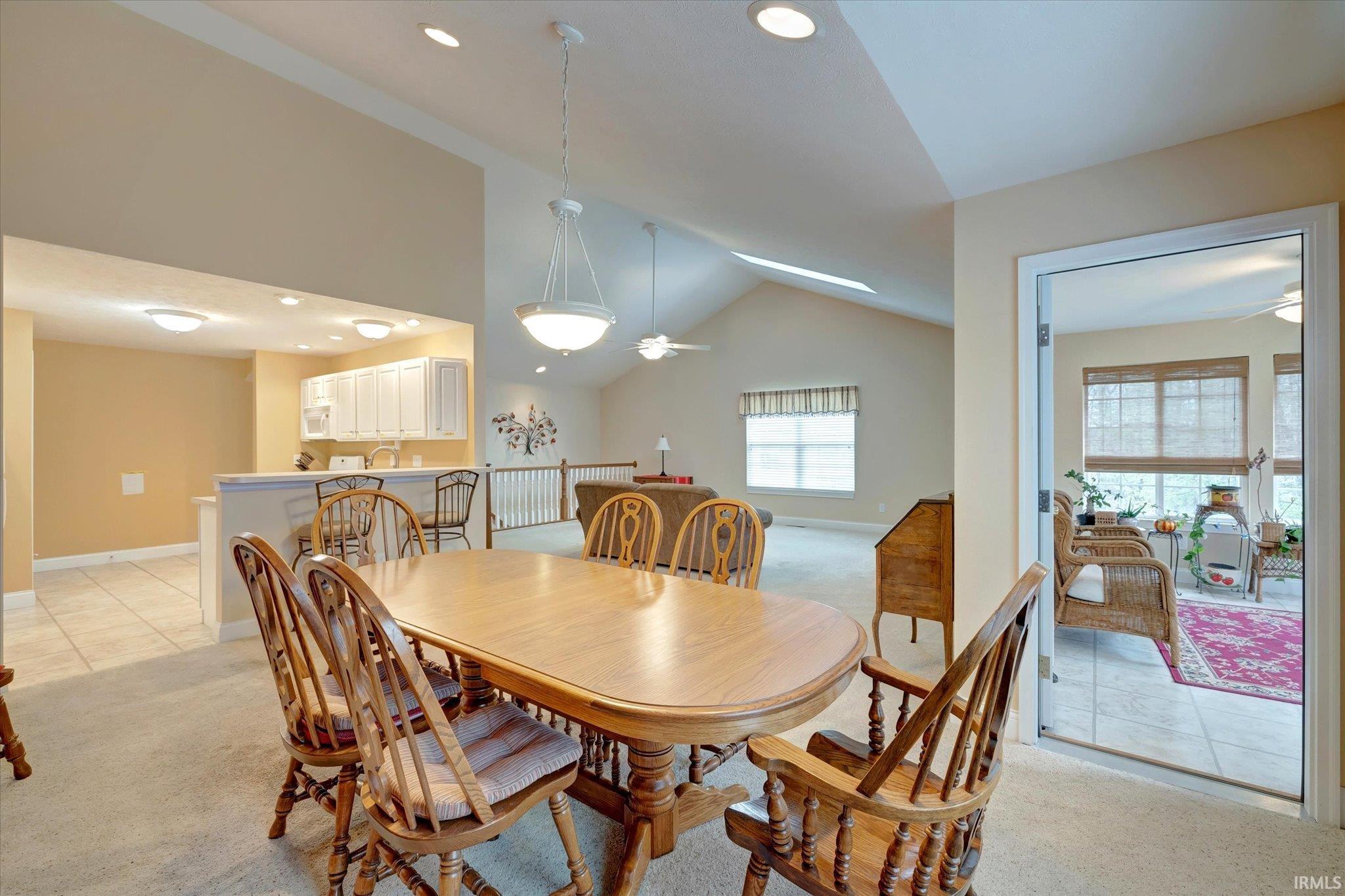2022 West Arbor Ridge Way Bloomington, IN 47403 - Photo 15 of 36 Gallery Image 15