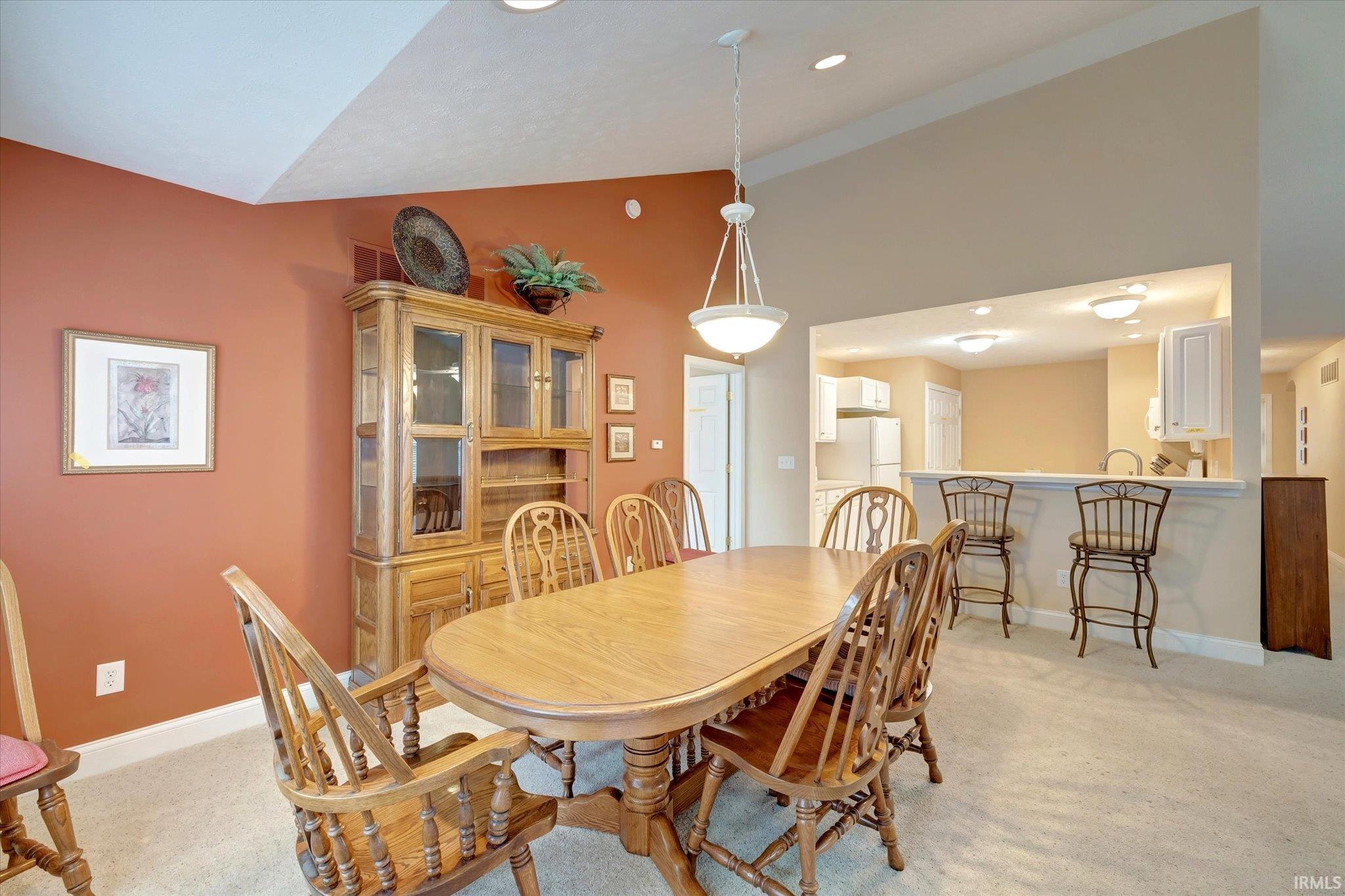 2022 West Arbor Ridge Way Bloomington, IN 47403 - Photo 16 of 36 Gallery Image 16