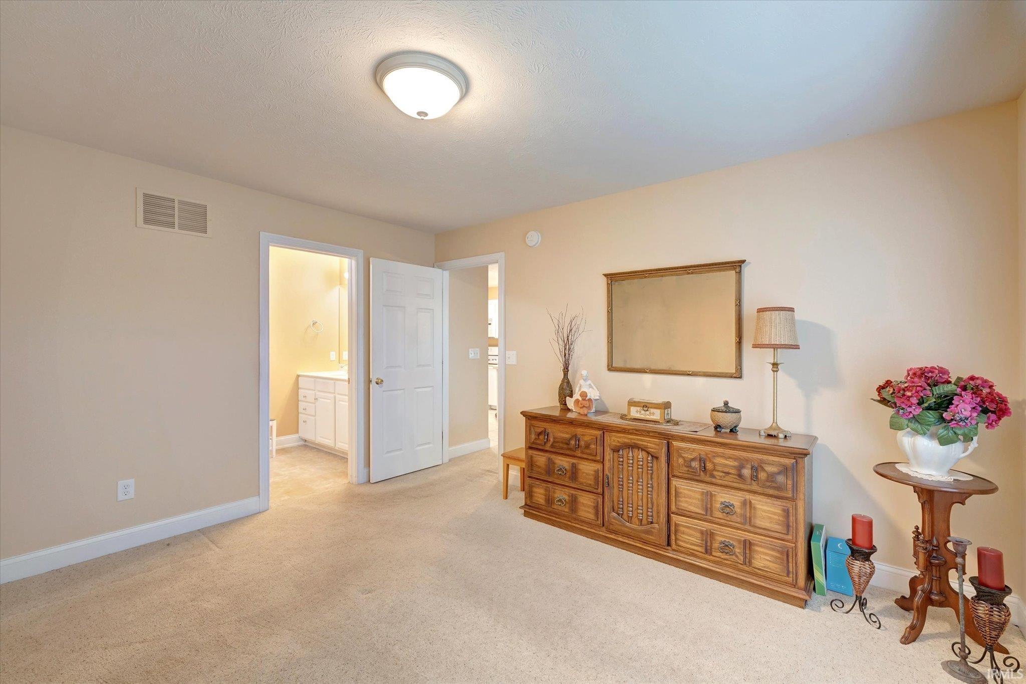 2022 West Arbor Ridge Way Bloomington, IN 47403 - Photo 18 of 36 Gallery Image 18