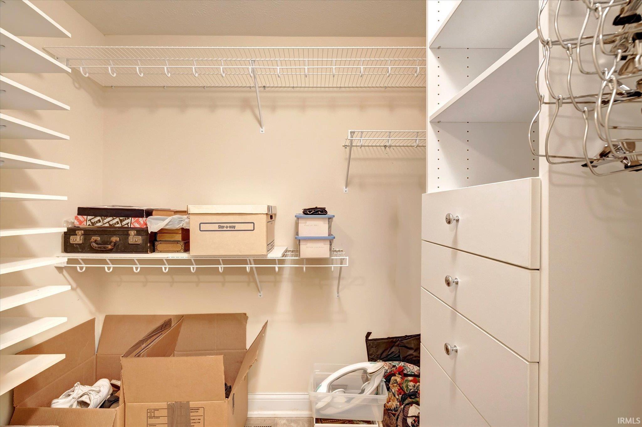 2022 West Arbor Ridge Way Bloomington, IN 47403 - Photo 23 of 36 Gallery Image 23