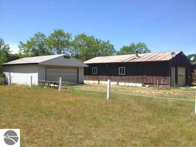 4677 Snyder Road Mesick, MI 49668 - Photo 19 of 19 1747511-18.JPG