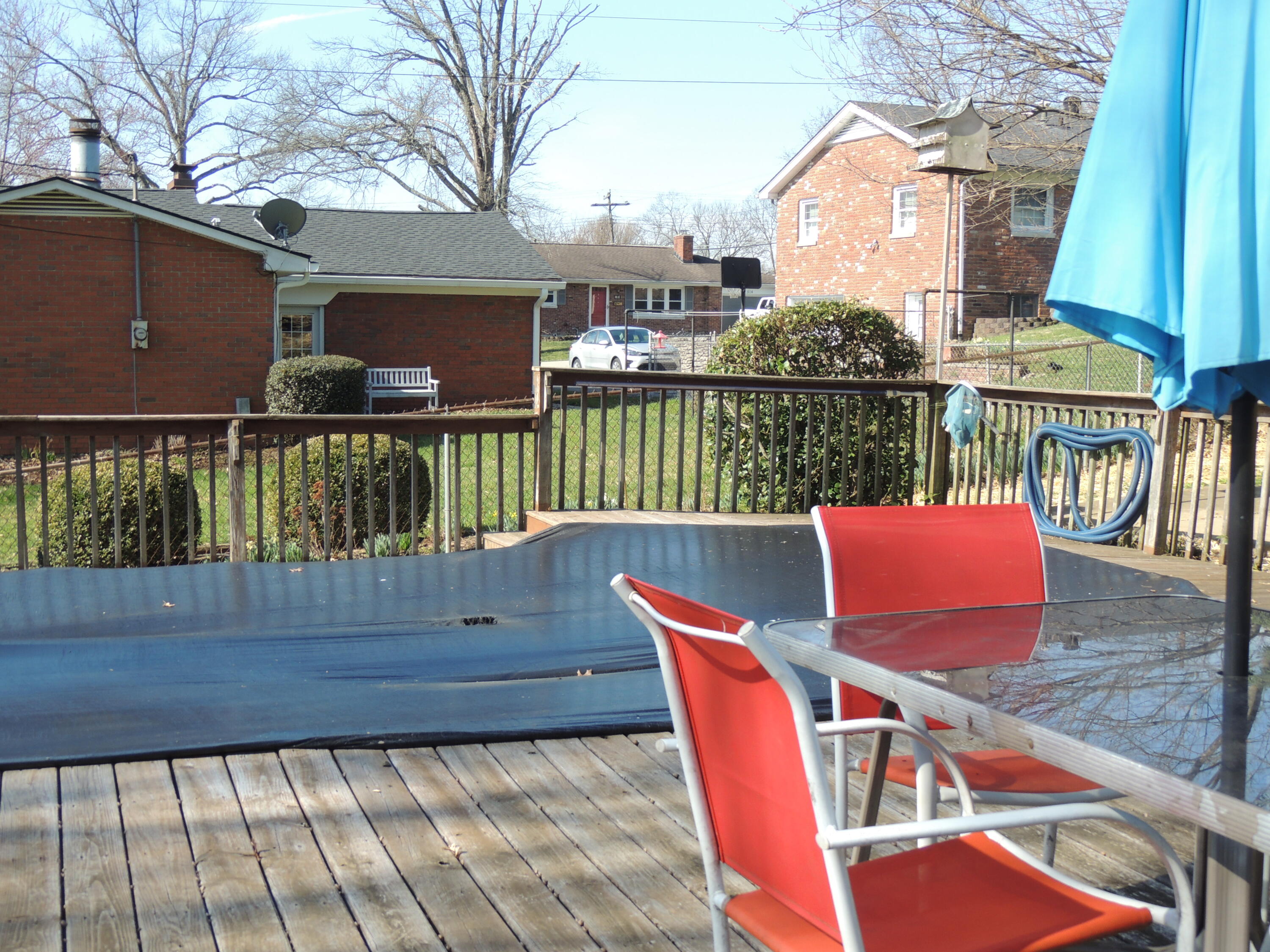 514 Kickapoo Trail Frankfort, KY 40601 - Photo 21 of 25 deck and pool