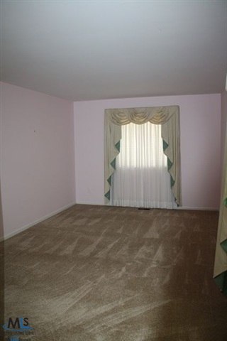 1809 Thomas Court, Unit 218 Rochester, MI 48309 - Photo 7 of 17 31111363-6.JPG