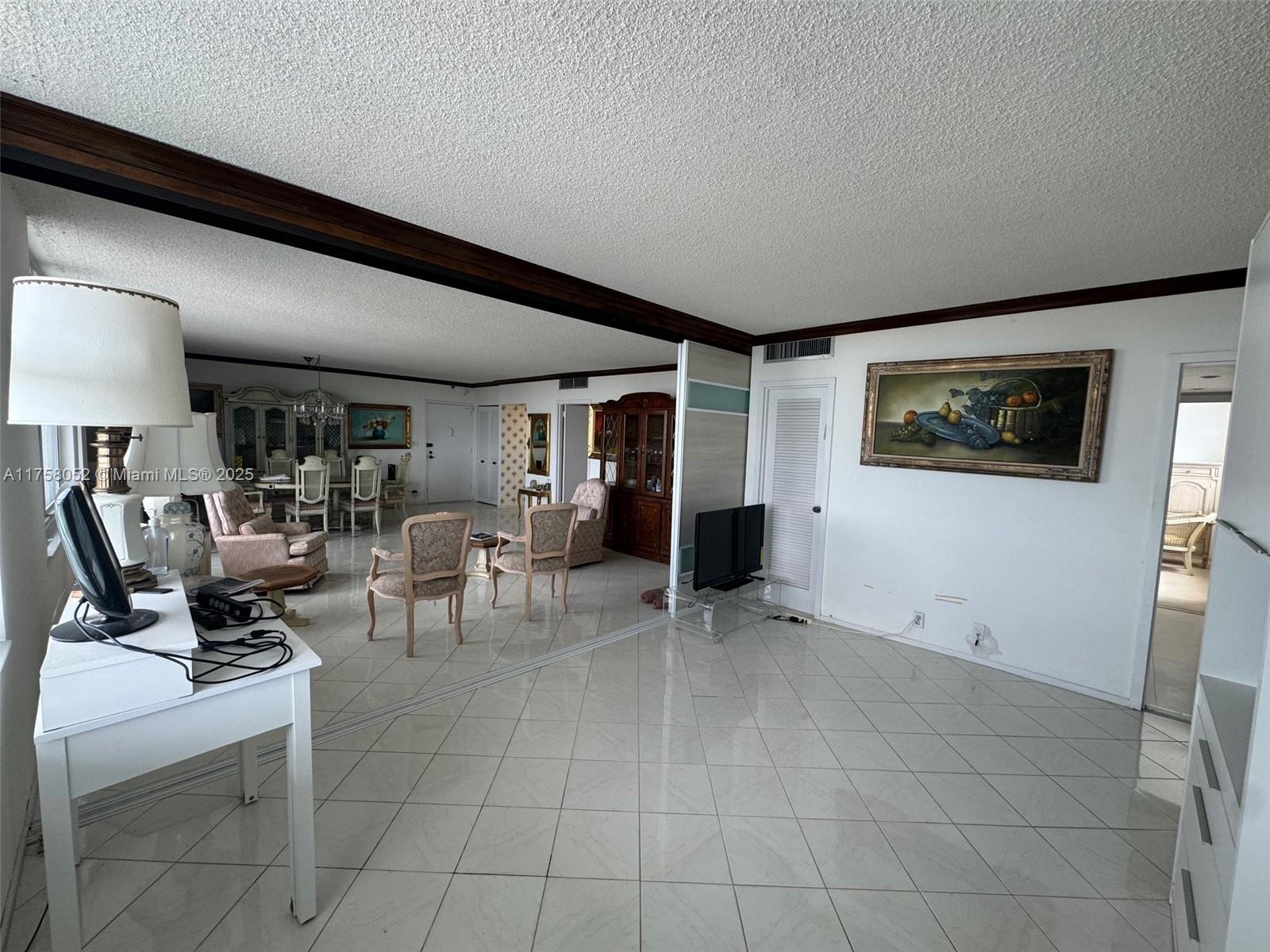 9511 Collins Avenue, Unit 909 Surfside, FL 33154 - Photo 9 of 20