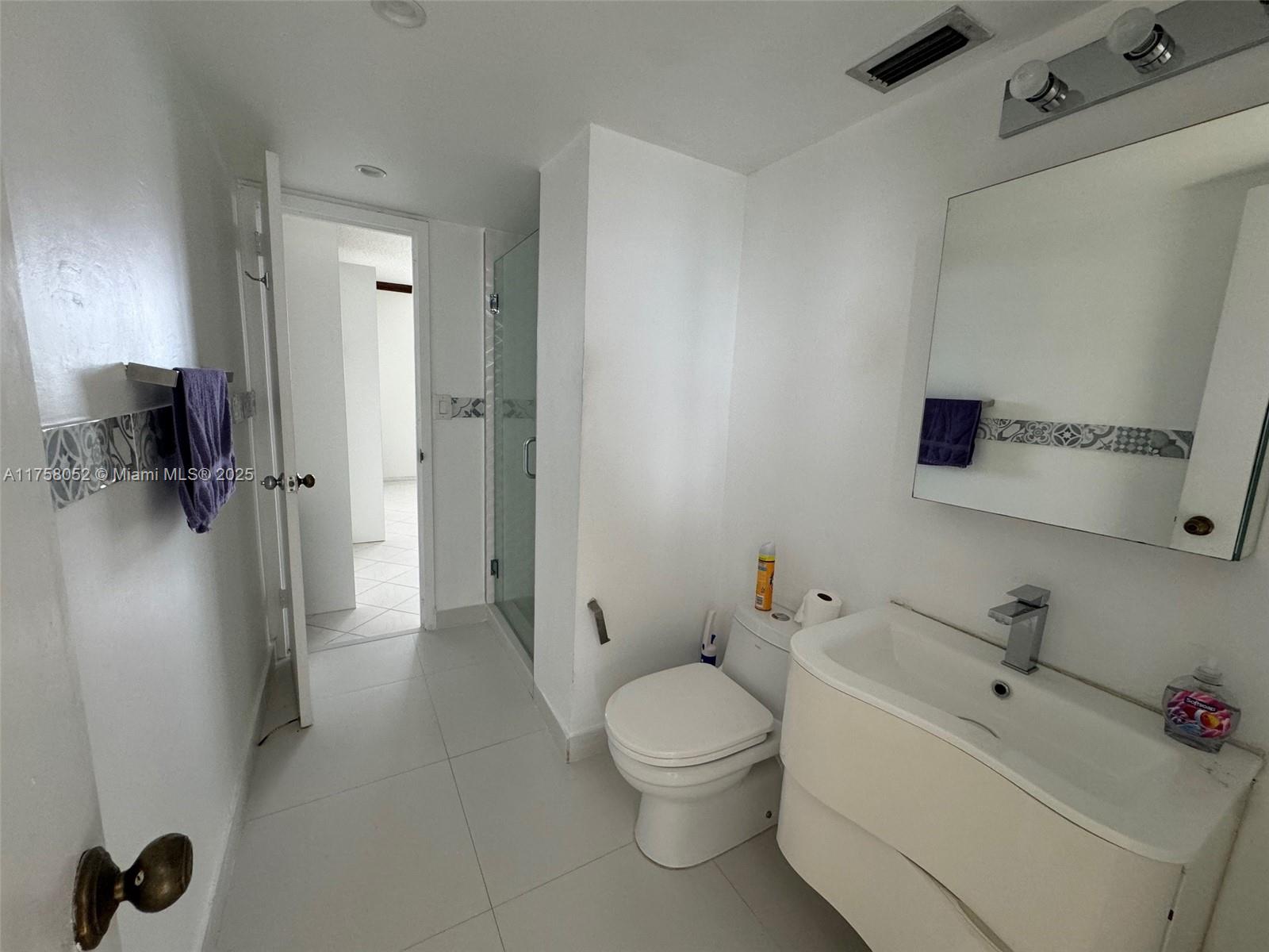 9511 Collins Avenue, Unit 909 Surfside, FL 33154 - Photo 10 of 20