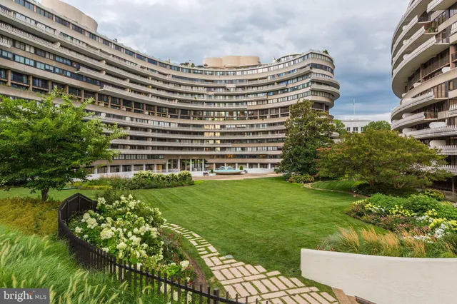 $1,850,000 | 2500 Virginia Avenue Northwest, Unit 715, Washington, DC 20037