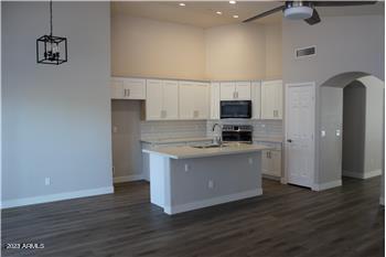 13402 East Boston Street Chandler, AZ 85225 - Photo 5 of 19 Kitchen