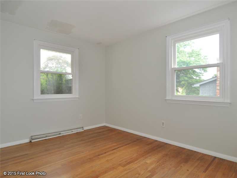 23 Seneca Road Portsmouth, RI 02871 - Photo 18 of 25 Bedroom.