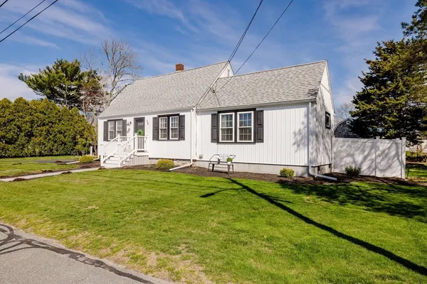 $549,900 | 38 Jesse Street, Fairhaven, MA 02719