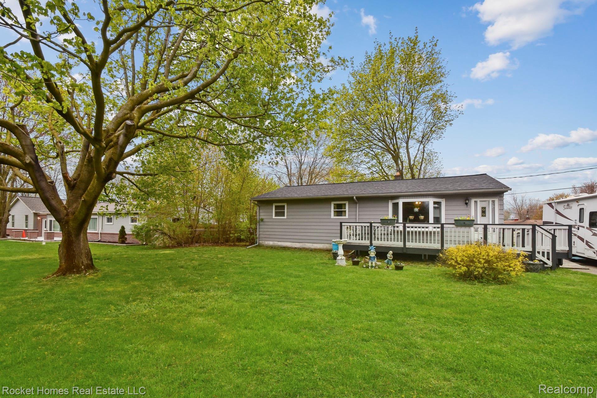 8561 Andersonville Road Clarkston, MI 48346 - Photo 2 of 34 001-photo-front-view-8286512.jpg
