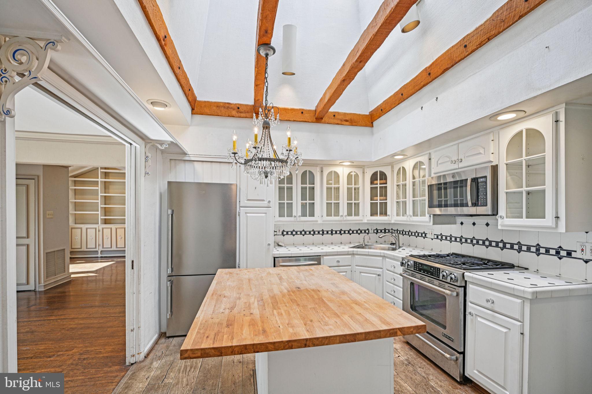 1268 Rydal Road Jenkintown, PA 19046 - Photo 12 of 59