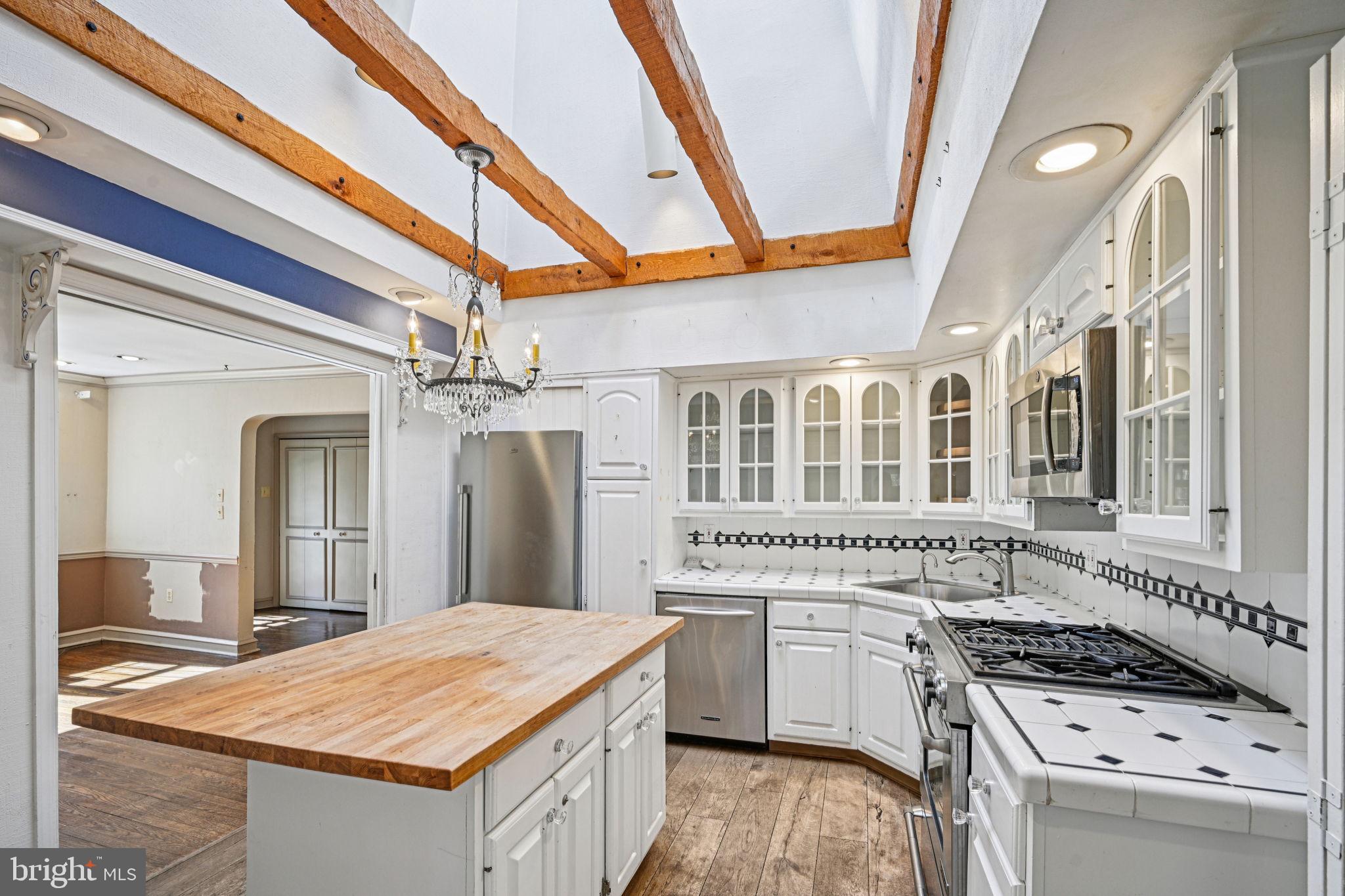 1268 Rydal Road Jenkintown, PA 19046 - Photo 14 of 59