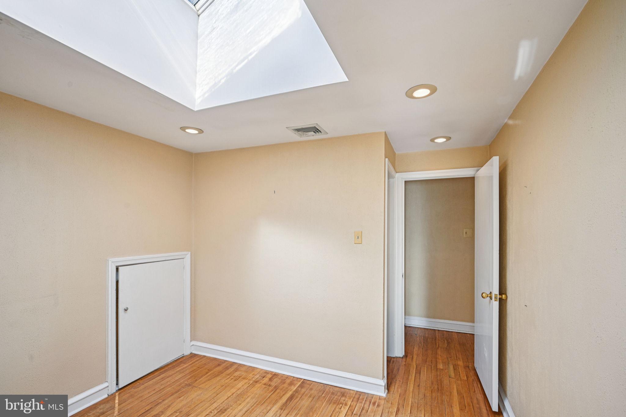 1268 Rydal Road Jenkintown, PA 19046 - Photo 40 of 59