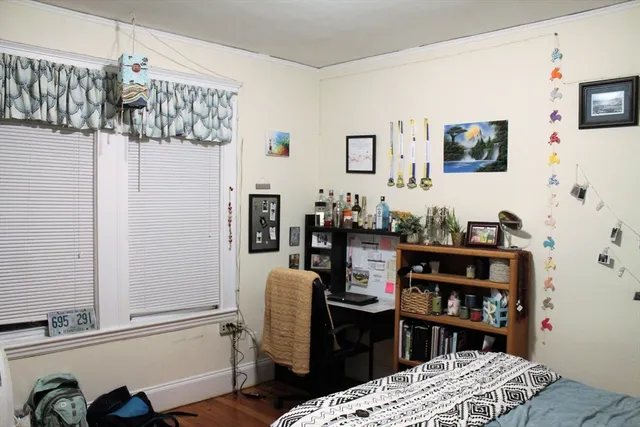 $6,900 | 95 Hillside Street, Unit 2, Boston, MA 02120