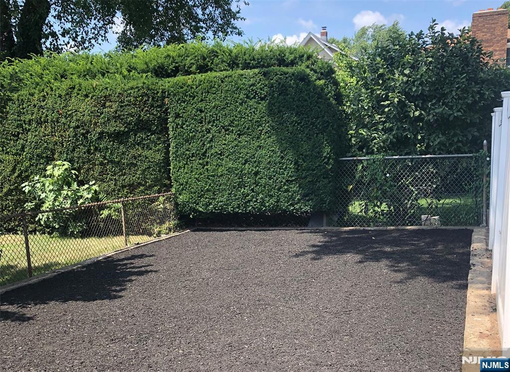 271 Travers Place Lyndhurst, NJ 07071 - Photo 17 of 21