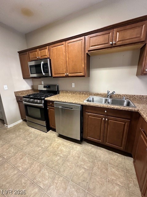 1620 Coal Valley Drive Henderson, NV 89014 - Photo 6 of 31 Stainless steel appliances