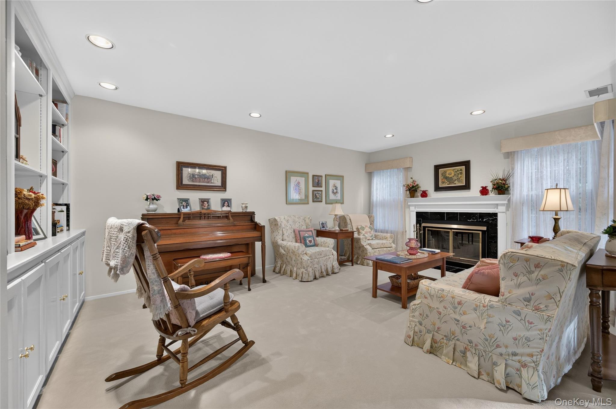 106 Spring Road Huntington, NY 11743 - Photo 6 of 23 Gallery Image 6