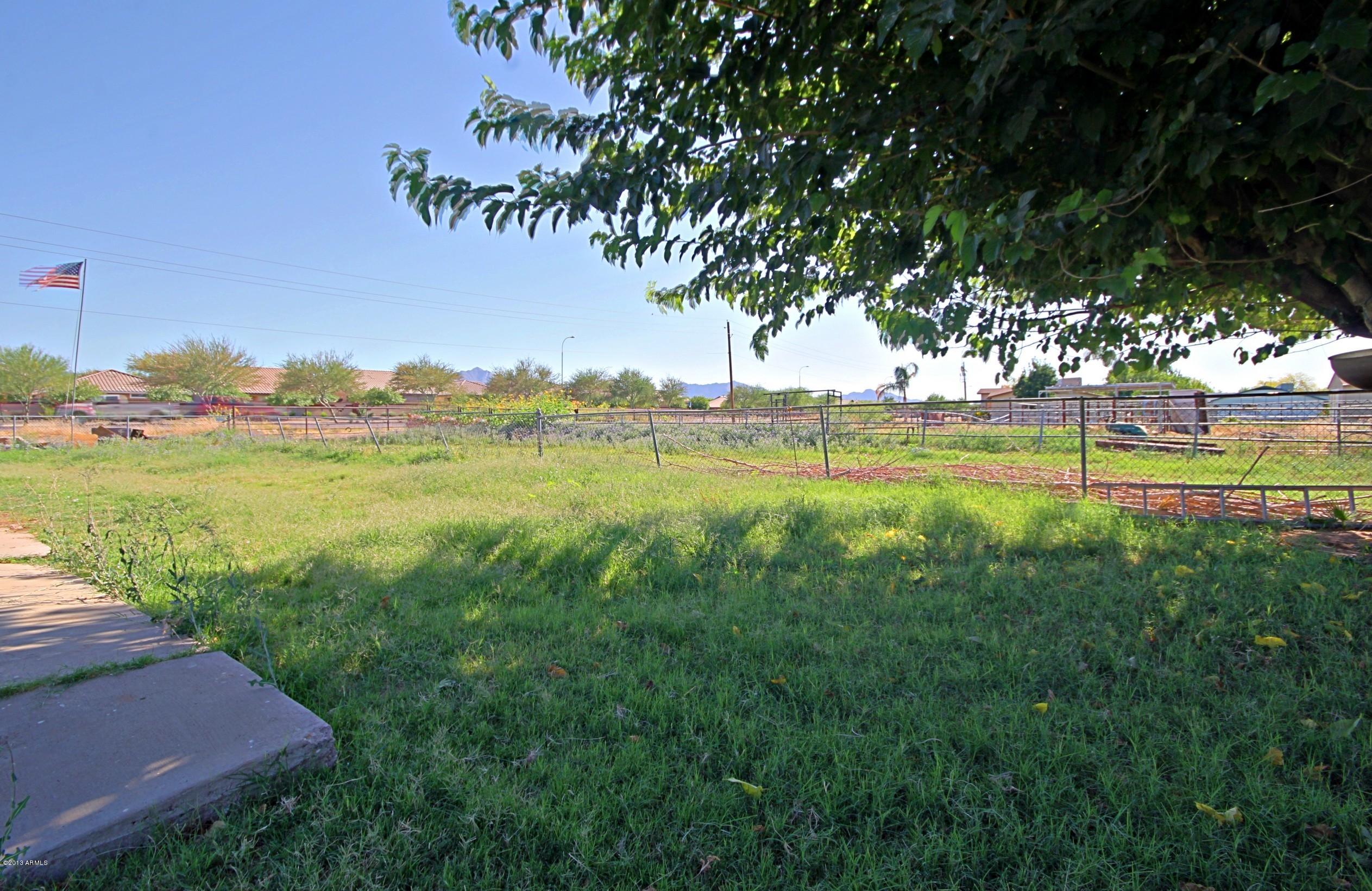 6438 West Baseline Road Laveen, AZ 85339 - Photo 23 of 30 Backyard 2