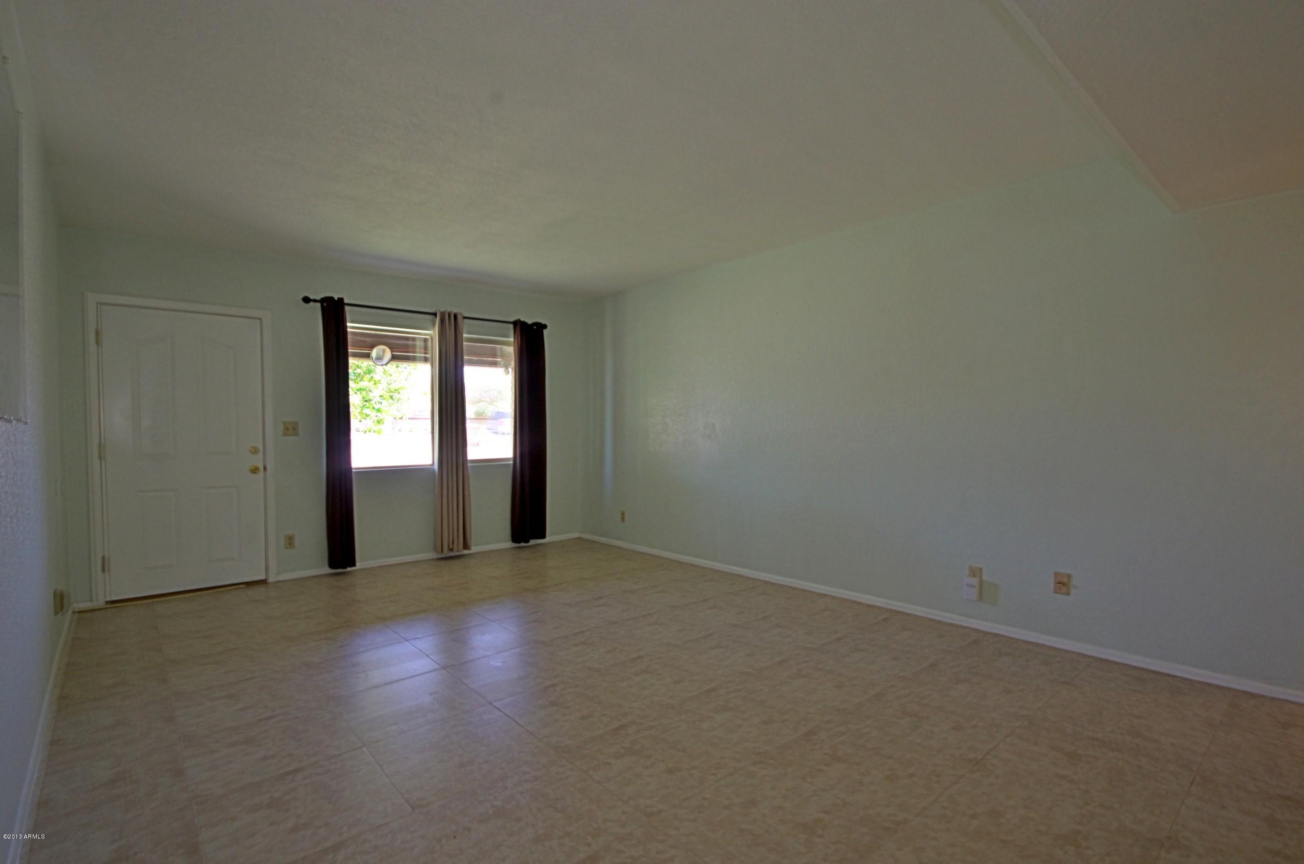 6438 West Baseline Road Laveen, AZ 85339 - Photo 5 of 30 Living Room 2