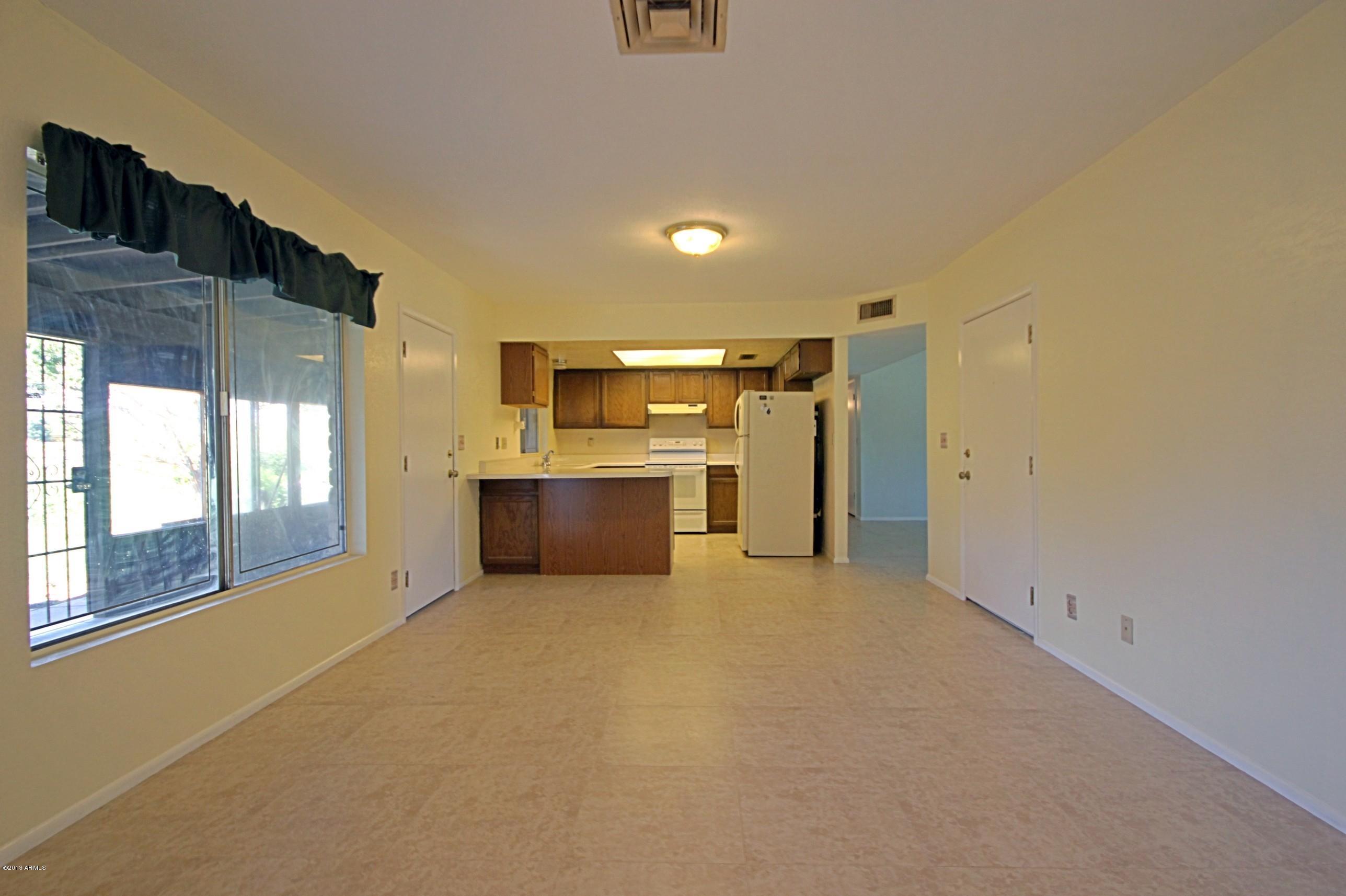 6438 West Baseline Road Laveen, AZ 85339 - Photo 10 of 30 Family Room 2