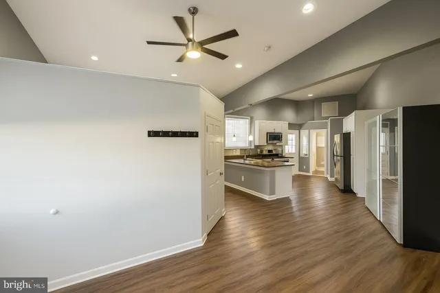 $1,500 | 206-212 Clements Bridge Road, Unit 206, Barrington, NJ 08007