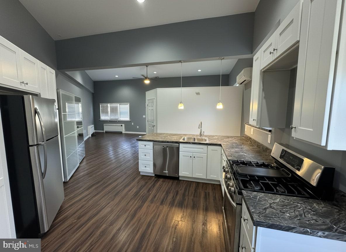 206-212 Clements Bridge Road, Unit 206 Barrington, NJ 08007 - Photo 2 of 5