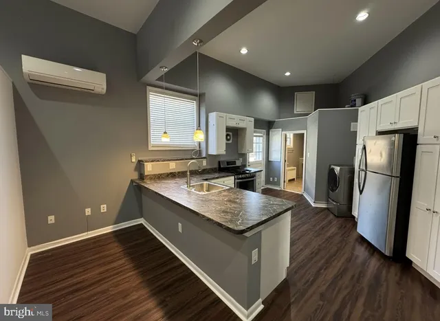 $1,500 | 206-212 Clements Bridge Road, Unit 206, Barrington, NJ 08007