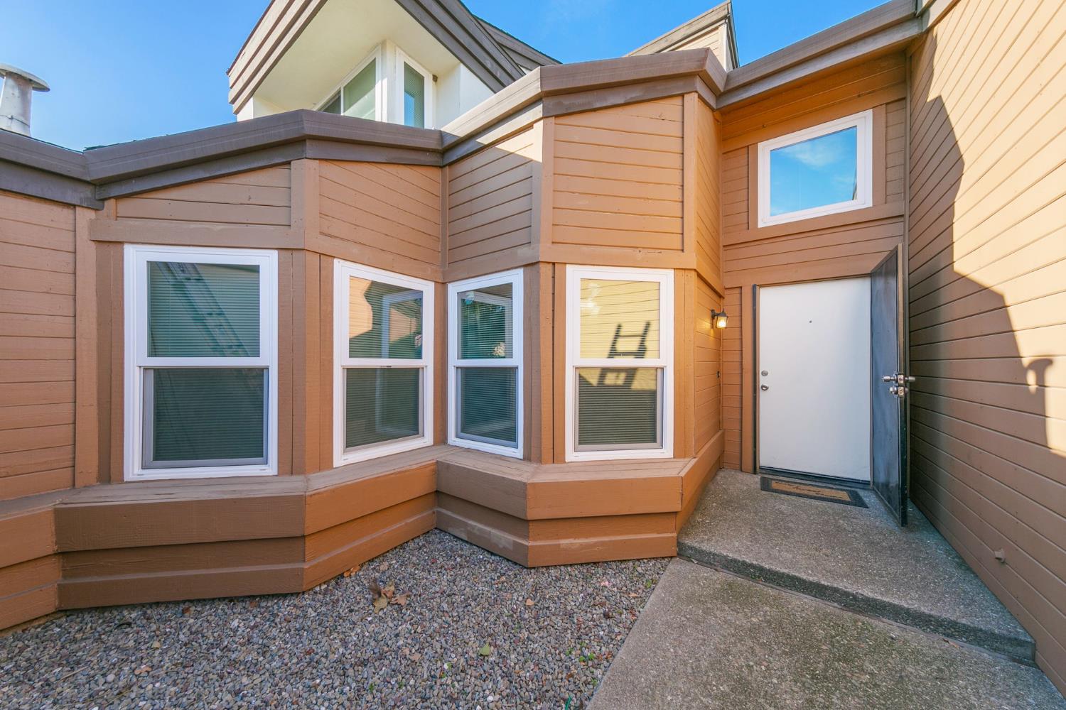 1425 West Swain Road, Unit 13 Stockton, CA 95207 - Photo 3 of 31