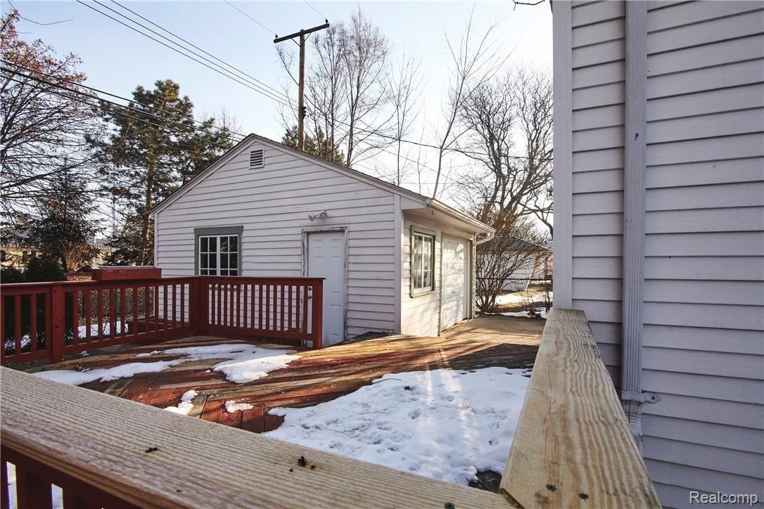 3504 West Webster Road Royal Oak, MI 48073 - Photo 36 of 44 Deck - View 2