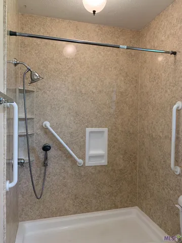 $1,750 | 40111 La Rochelle Road, Prairieville, LA 70769