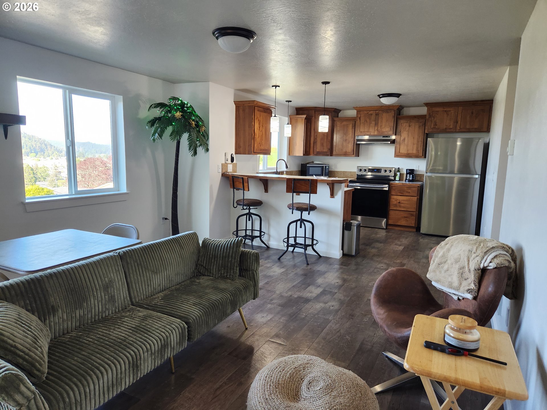 915 Bellevue Drive Reedsport, OR 97467 - Photo 12 of 38
