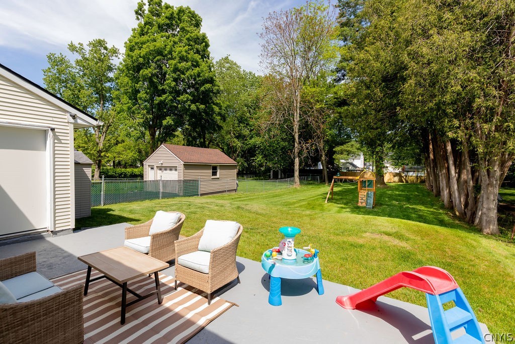 219 South Terry Road Syracuse, NY 13219 - Photo 35 of 40