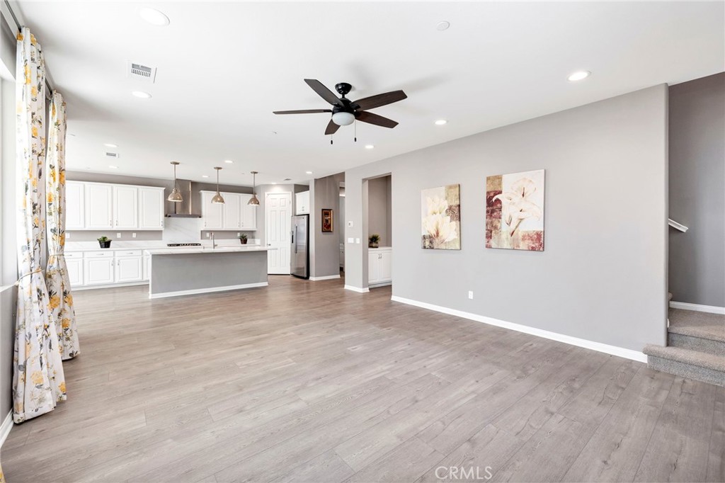 32059 Radiant Drive Temecula, CA 92591 - Photo 13 of 36