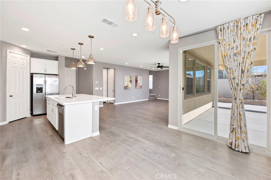 32059 Radiant Drive Temecula, CA 92591 - Photo 15 of 36