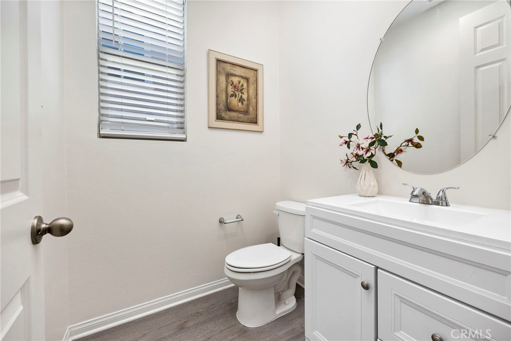 32059 Radiant Drive Temecula, CA 92591 - Photo 4 of 36