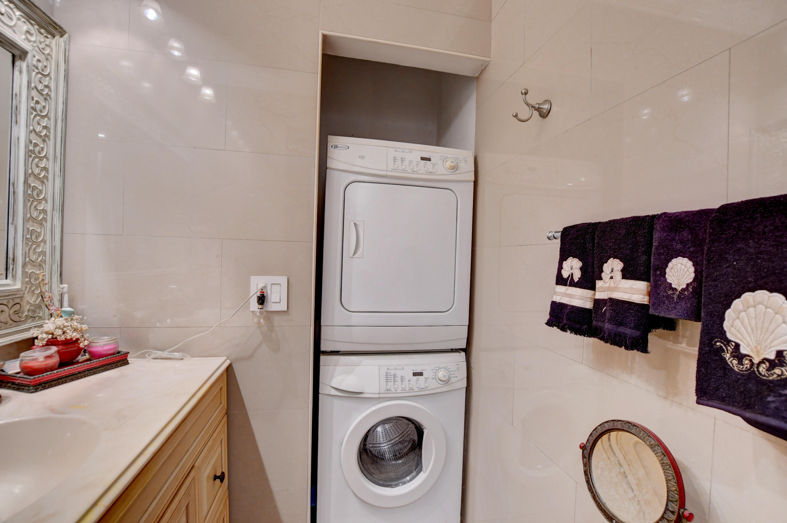 113 Capri B Delray Beach, FL 33484 - Photo 17 of 27 17_ebf_8442and4more