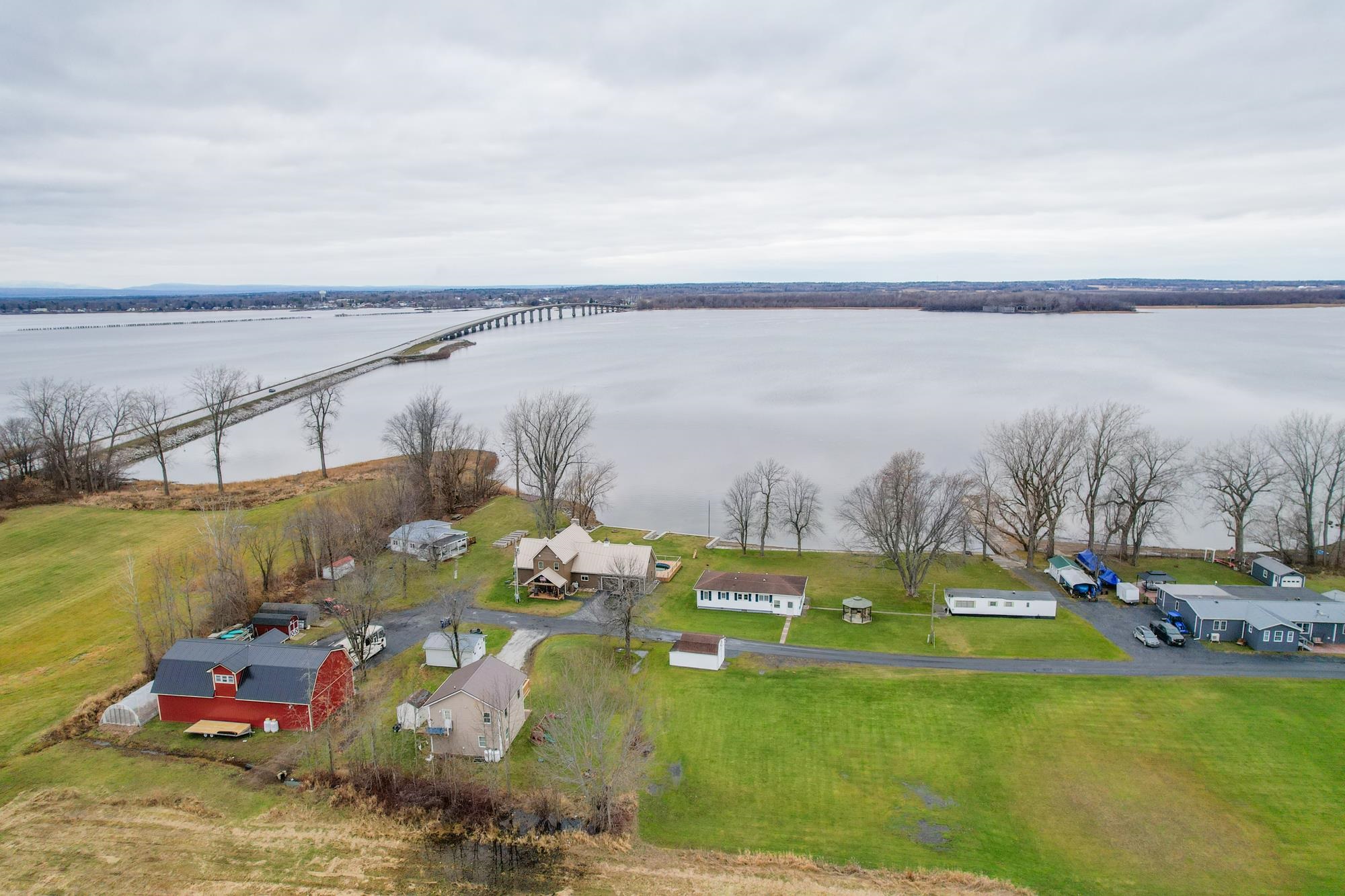 75 Hunter South Alburgh, VT 05440 - Photo 12 of 28 Gallery Image 12