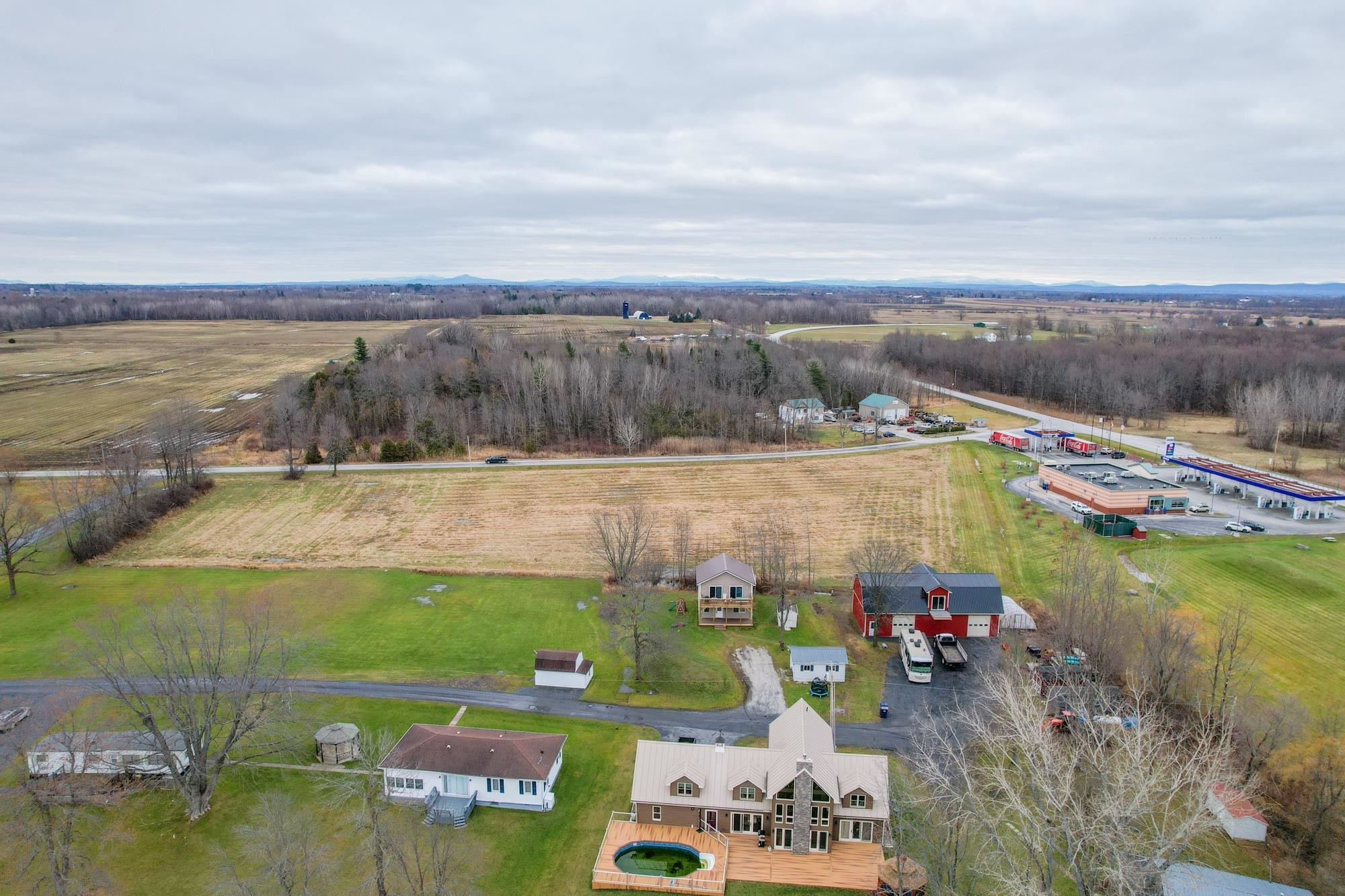75 Hunter South Alburgh, VT 05440 - Photo 10 of 28 Gallery Image 10