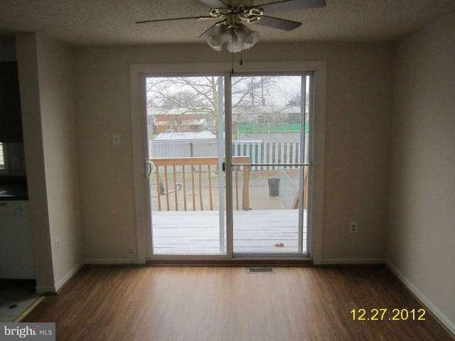 211 Magnolia Terrace Baltimore, MD 21221 - Photo 4 of 6 Dining Room