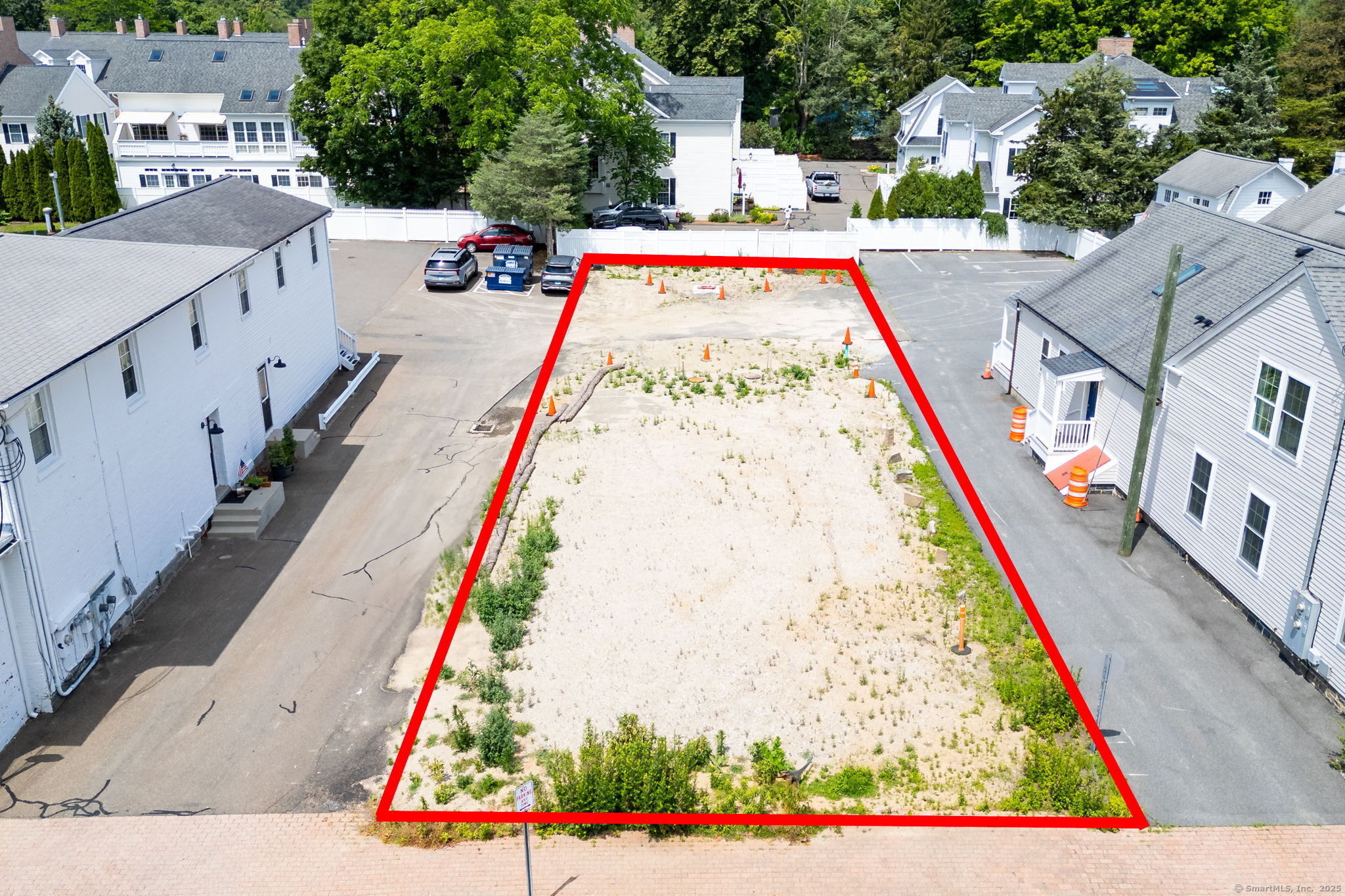 885 Boston Post Road Madison, CT 06443 - Photo 3 of 22 Gallery Image 3