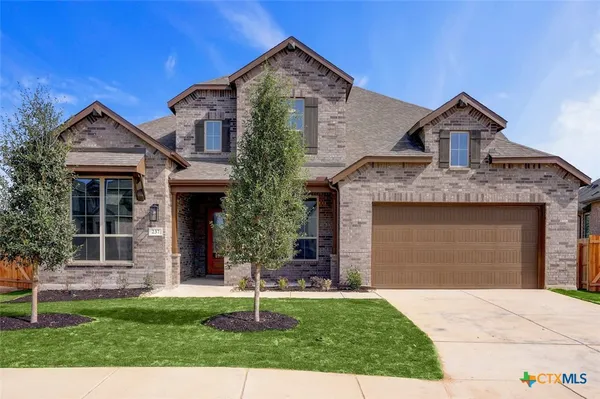 $564,957 | 237 Lacey Oak, Castroville, TX 78009