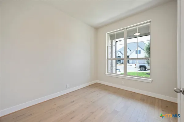 $564,957 | 237 Lacey Oak, Castroville, TX 78009