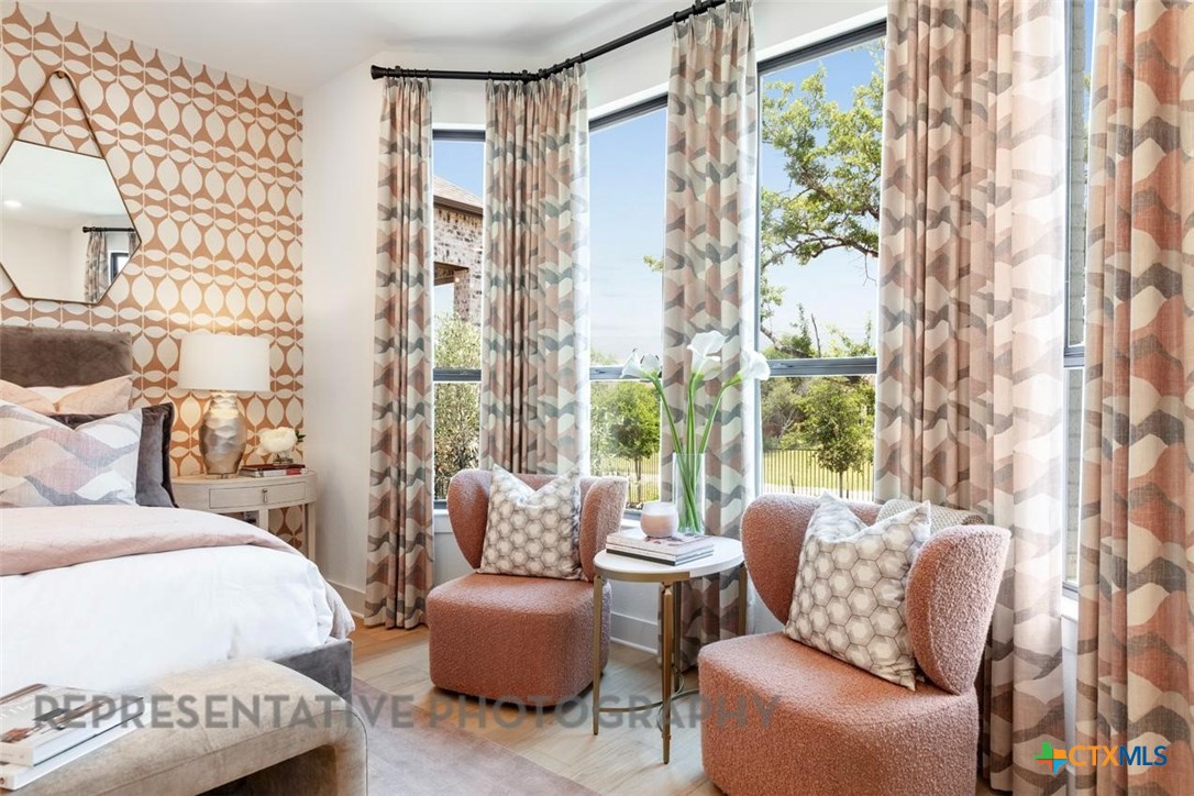 237 Lacey Oak Castroville, TX 78009 - Photo 18 of 46