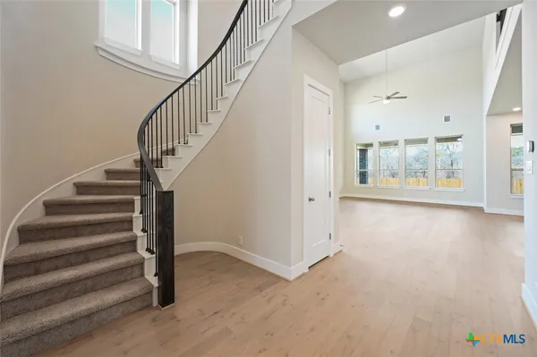 $564,957 | 237 Lacey Oak, Castroville, TX 78009