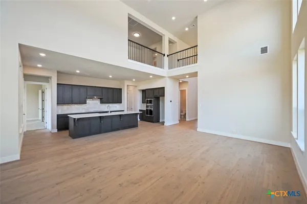 $564,957 | 237 Lacey Oak, Castroville, TX 78009