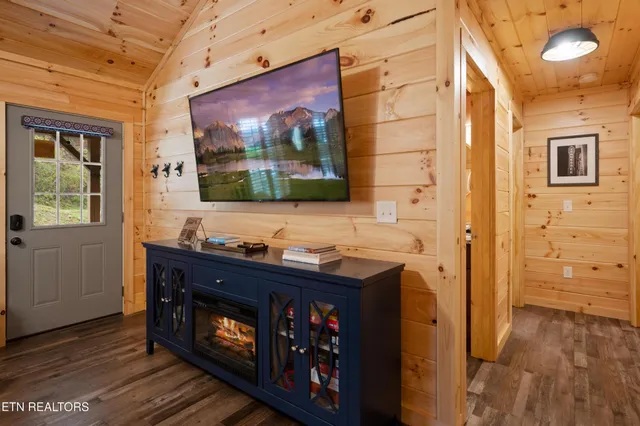 $549,000 | 507 Golf Road, Sevierville, TN 37863