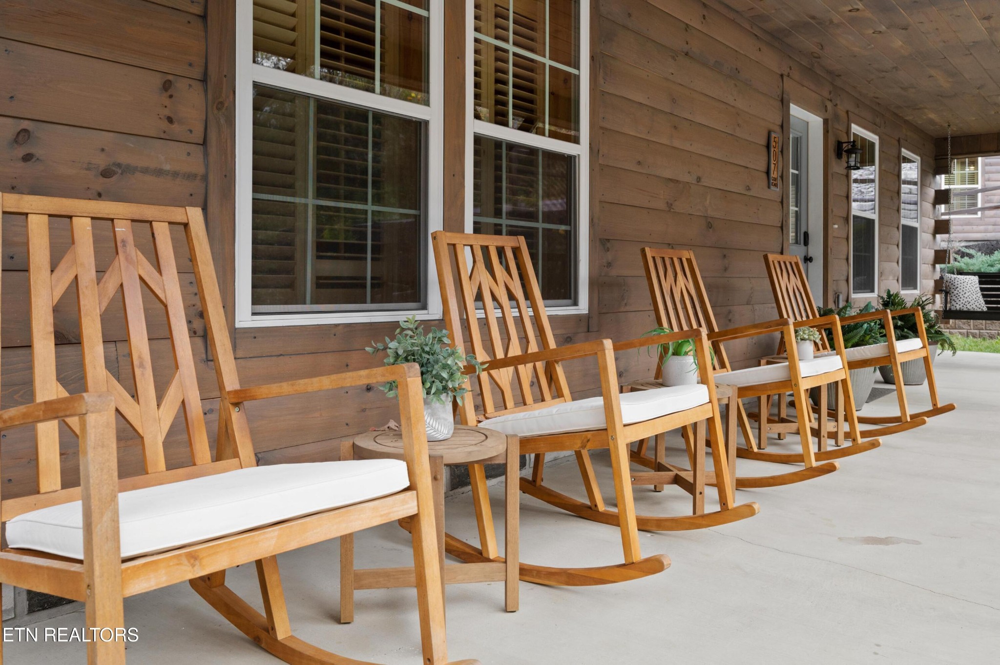 507 Golf Road Sevierville, TN 37863 - Photo 4 of 53