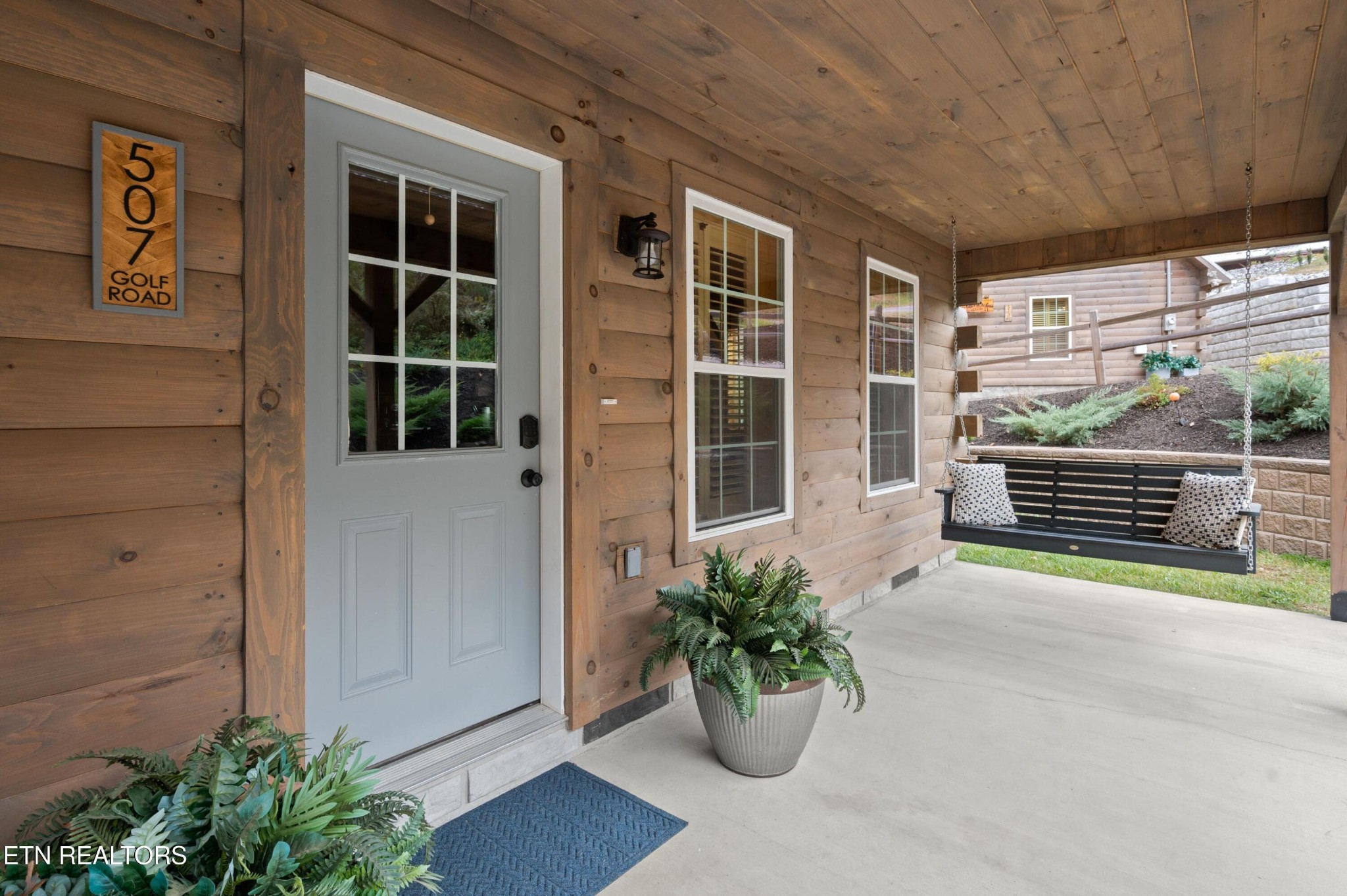 507 Golf Road Sevierville, TN 37863 - Photo 5 of 53